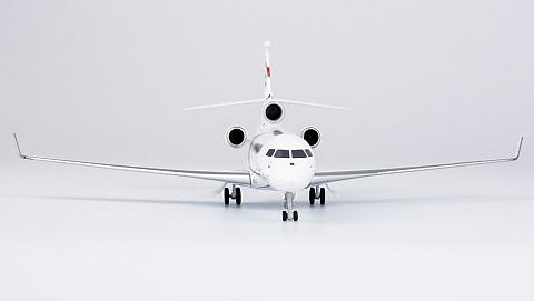 Модель самолета Dassault Falcon 7X Модель самолета Dassault Falcon 7X