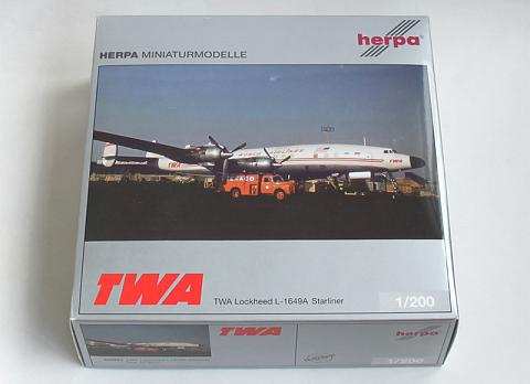 Модель самолета Lockheed L-1649A Starliner Модель самолета Lockheed L-1649A Starliner