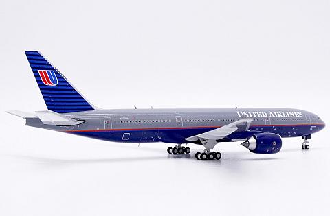    Boeing 777-200