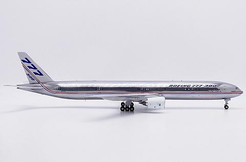 Boeing 777-300