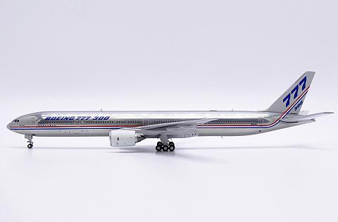    Boeing 777-300