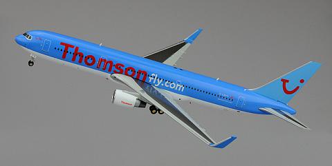 Модель самолета Boeing 767-300 Модель самолета Boeing 767-300
