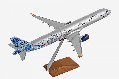 Модель самолета Airbus A321 "Гжель" Модель самолета Airbus A321 "Гжель"