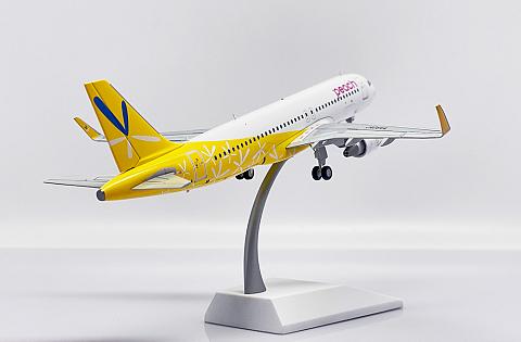 Модель самолета Airbus A320 Модель самолета Airbus A320