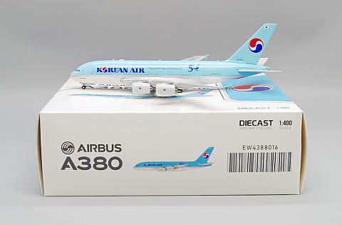    Airbus A380-800 "50 "