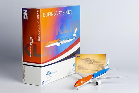    Boeing 777-300ER "Orange Pride"
