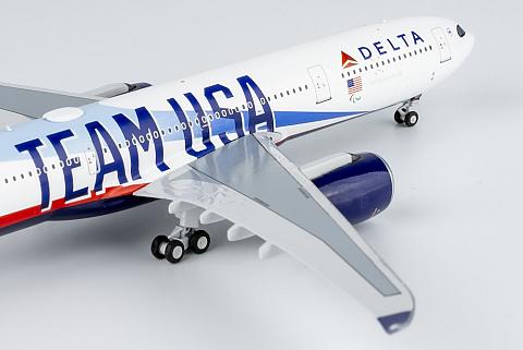 Модель самолета Airbus A330-900neo "Team USA" Модель самолета Airbus A330-900neo "Team USA"