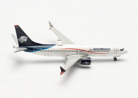 Boeing 737 MAX 8