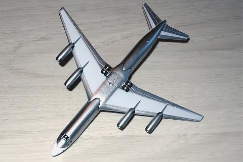   Douglas DC-8-62 ( )