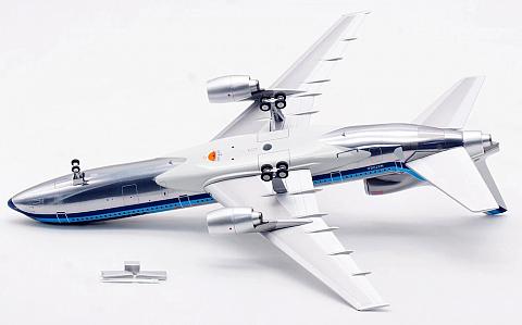 Модель самолета Lockheed L-1011 TriStar Модель самолета Lockheed L-1011 TriStar