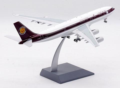 Модель самолета Airbus A340-200 Модель самолета Airbus A340-200