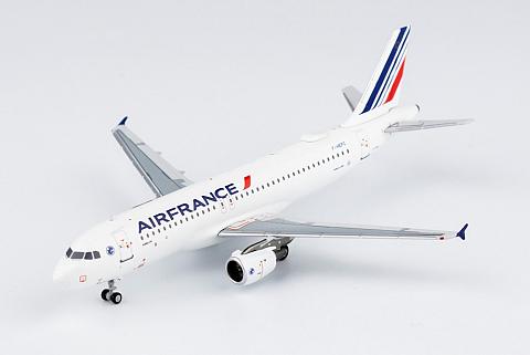Модель самолета Airbus A320 Модель самолета Airbus A320