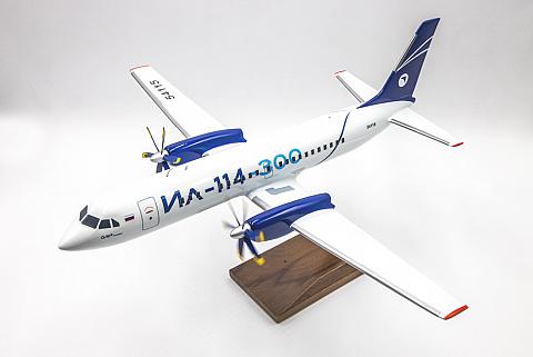 Модель самолета Ильюшин Ил-114-300 Модель самолета Ильюшин Ил-114-300