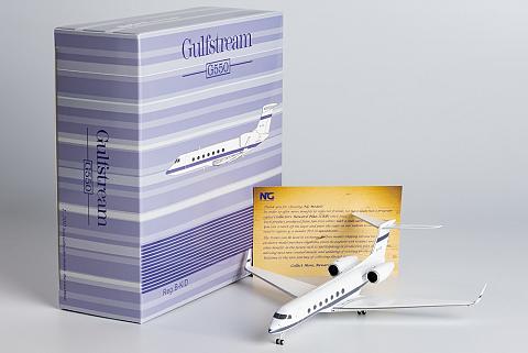 Модель самолета Gulfstream G550 Модель самолета Gulfstream G550