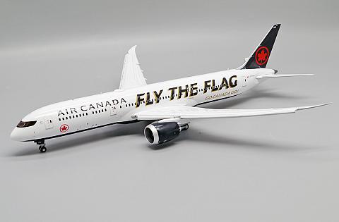 Модель самолета Boeing 787-9 "Go Canada Go" (выпущенная механизация) Модель самолета Boeing 787-9 "Go Canada Go" (выпущенная механизация)