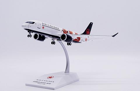    Airbus A220-300 "Turning Red"