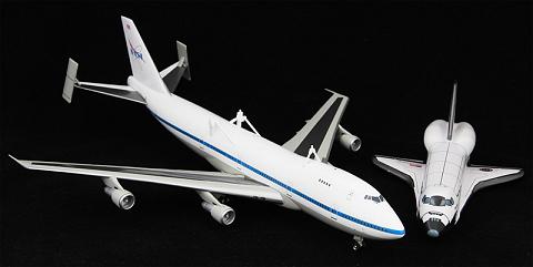    Boeing 747SR + Space Shuttle