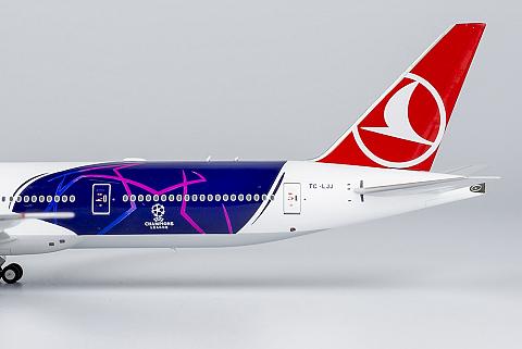 Модель самолета  Boeing 777-300ER "UEFA Champions League"