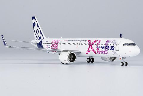 Модель самолета  Airbus A321XLR "QR code"