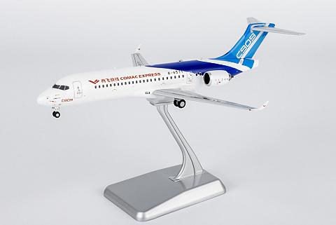 Модель самолета Comac C909 Модель самолета Comac C909