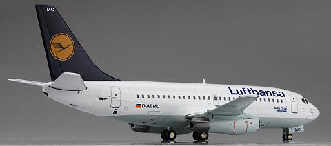Коллекционная модель самолета Boeing 737-200 Lufthansa Коллекционная модель самолета Boeing 737-200 Lufthansa