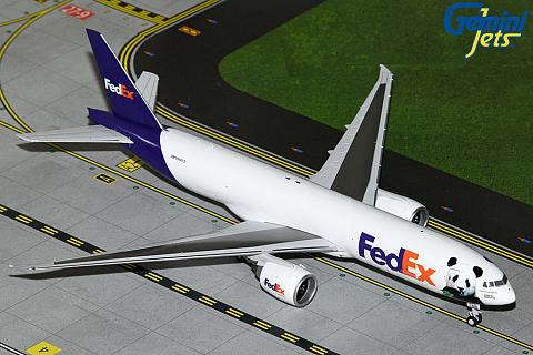 Boeing 777-200LRF "Panda Express"