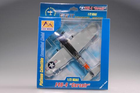    Vought F4U-4 Corsair