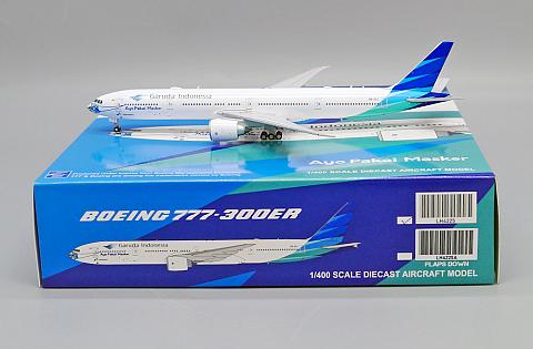    Boeing 777-300ER "Ayo Pakai Masker"
