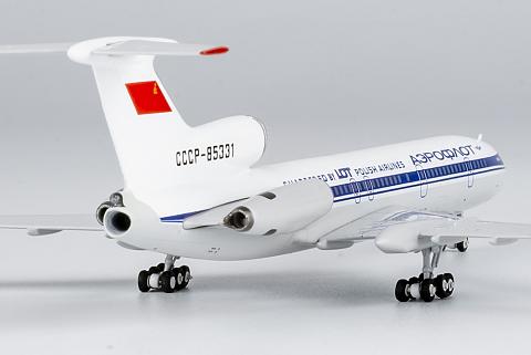 Модель самолета Туполев Ту-154Б-2 Модель самолета Туполев Ту-154Б-2
