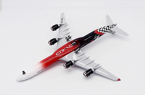    Airbus A340-600 "Formula 1"