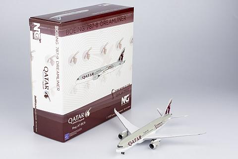 Модель самолета Boeing 787-8 "FIFA World Cup 2022" Модель самолета Boeing 787-8 "FIFA World Cup 2022"