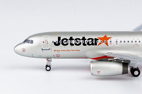 Модель самолета Airbus A320 Модель самолета Airbus A320