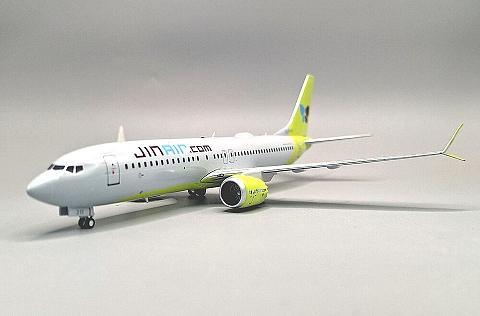 ������ ��������  Boeing 737 MAX 8