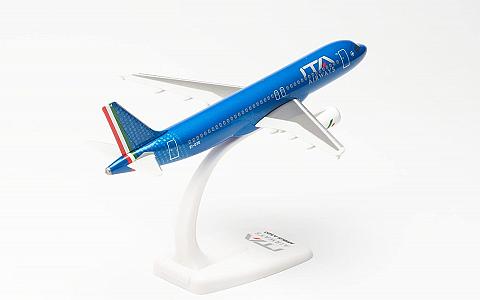 Модель самолета Airbus A320 Модель самолета Airbus A320
