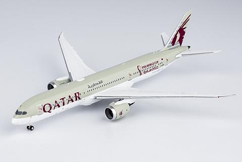 Модель самолета Boeing 787-9 "FIFA World Cup 2022" Модель самолета Boeing 787-9 "FIFA World Cup 2022"