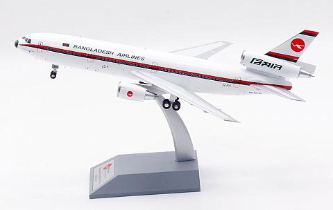 Модель самолета Douglas DC-10-30 Модель самолета Douglas DC-10-30