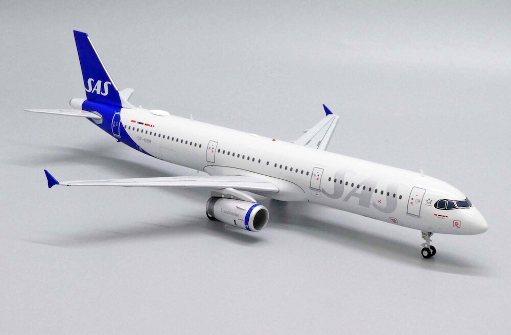 Модель самолета  Airbus A321