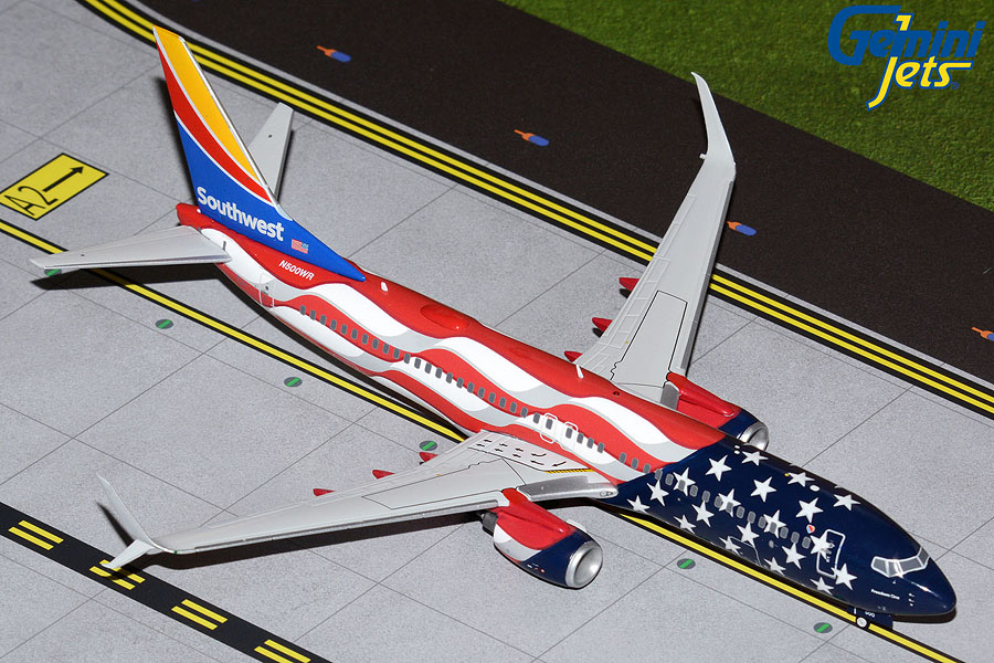 Модель самолета  Boeing 737-800 "Freedom One"