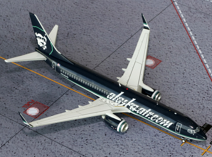    Boeing 737-800  Alaska Airlines