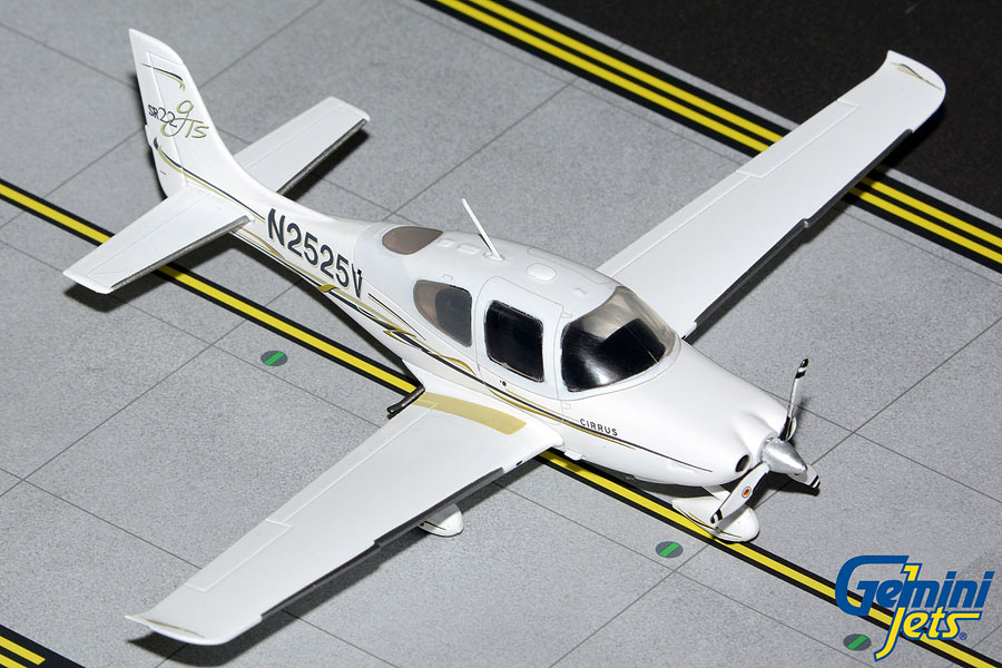    Cirrus SR22
