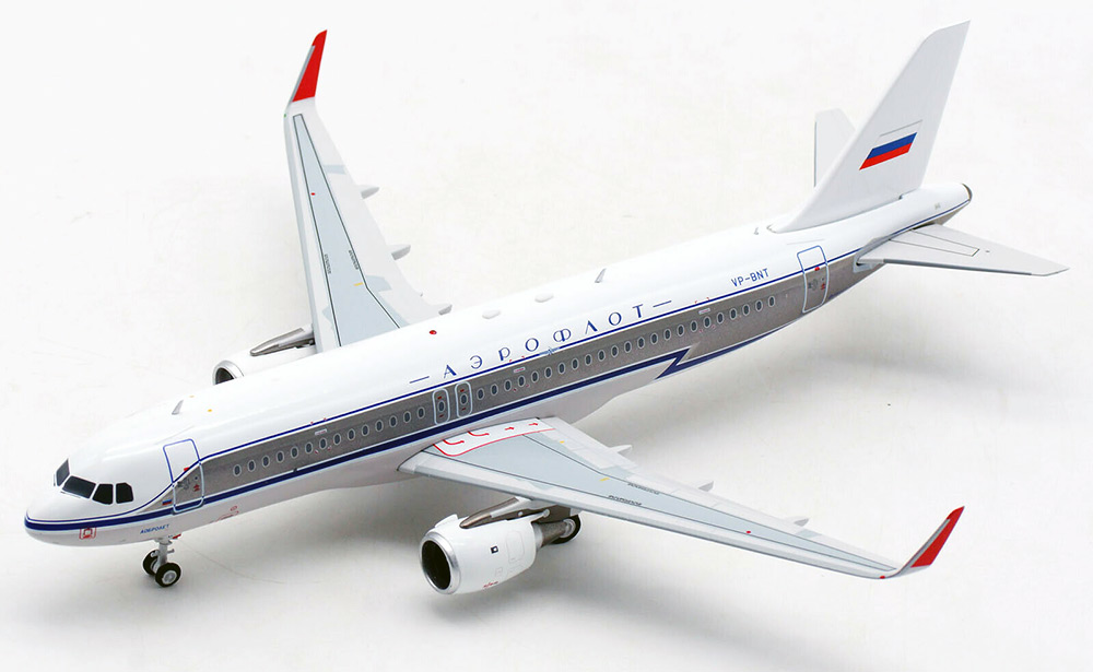 Модель самолета  Airbus A320-200 "Ретроджет"