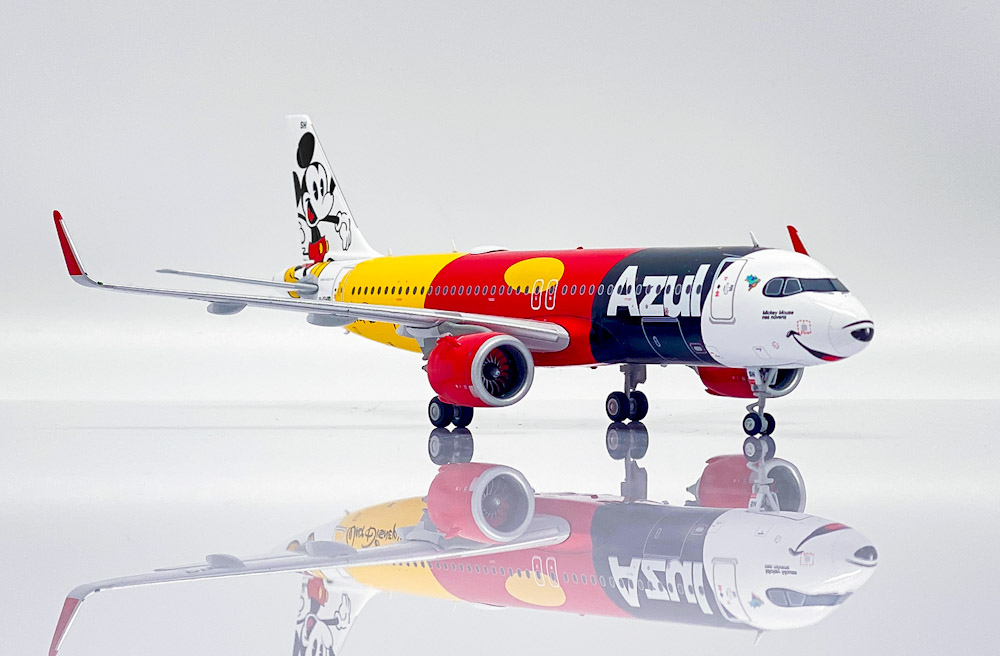    Airbus A320neo "Mickey Mouse"