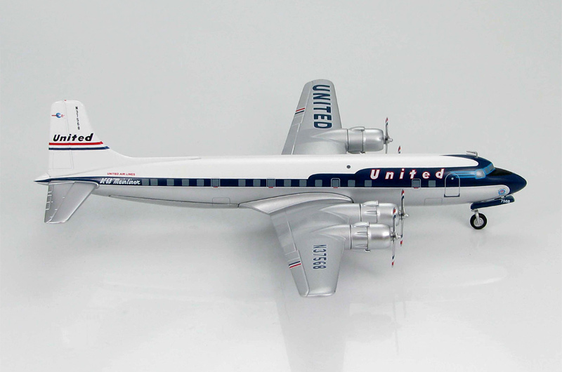    Douglas DC-6  United Airlines