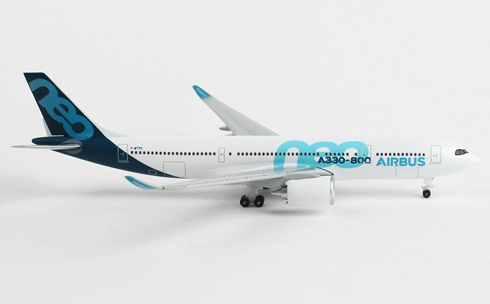 Модель самолета  Airbus A330-800neo