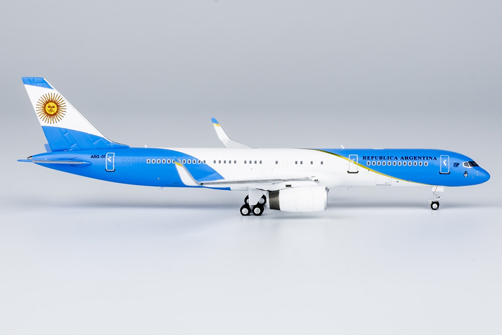    Boeing 757-200