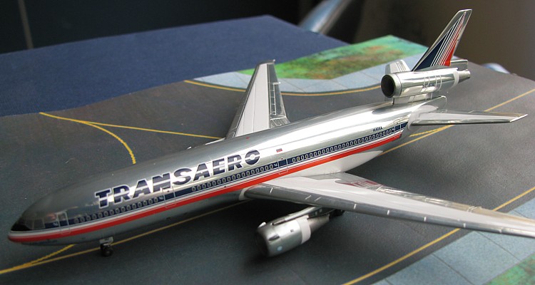    Douglas DC-10-30  