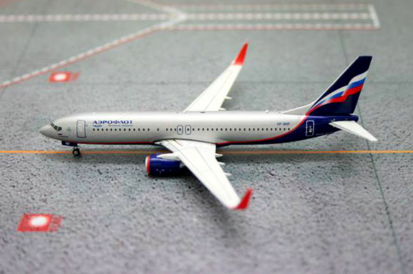    -737-800 