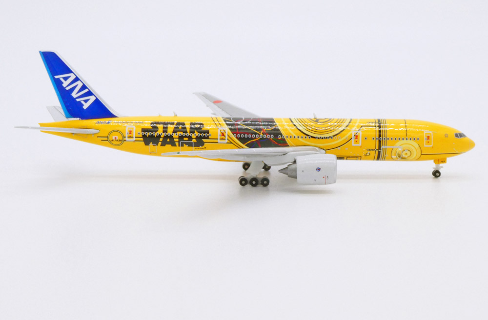    Boeing 777-200ER "Star Wars"