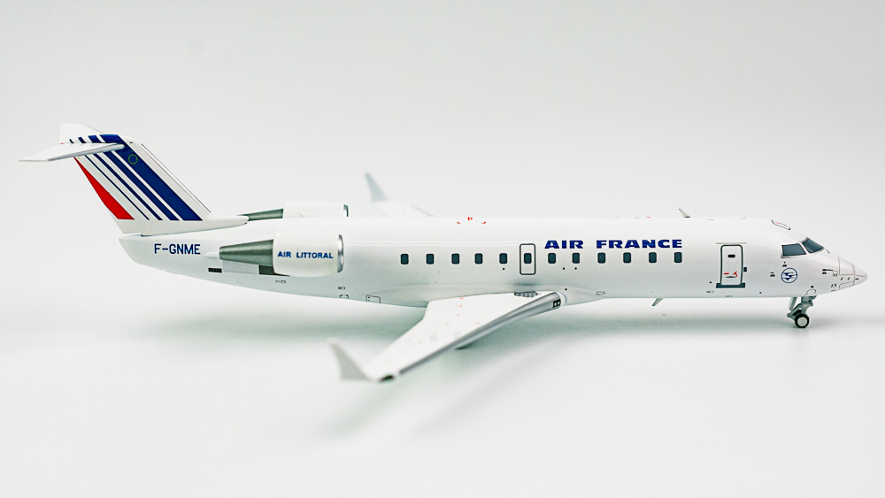    Bombardier CRJ-100ER