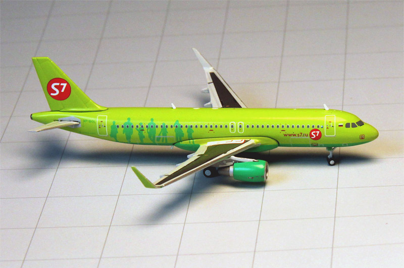    Airbus A320  S7 Airlines